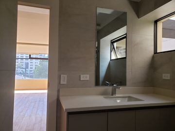 VENTA DEPARTAMENTO PENTHOUSE EXCLUSIVO DUPLEX, SECTOR GONZALEZ SUAREZ