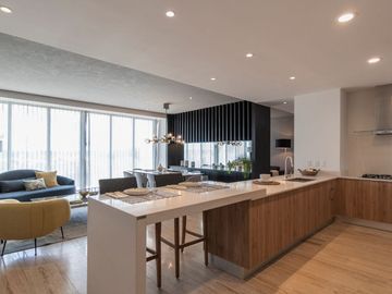 Departamento en venta con vista al campo de golf y lago, en Yucatan Country Club, venta Mérida.