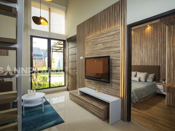 Rumah minimalis murah mezanine konsep dlm perumahan luas dipinggir jalan raya Parung,bogor