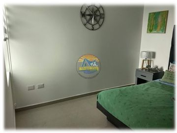 Casas con alberca privada, excelentes acabados