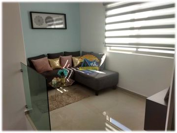 Casas con alberca privada, excelentes acabados