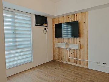 Newly Renovated 1 Bedroom for Sale at Avida San Lorenzo Makati