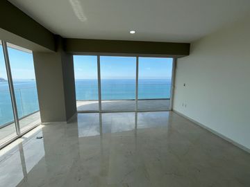 VENTA- Penthouse Crystal Bay