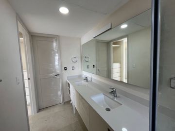 VENTA- Penthouse Crystal Bay
