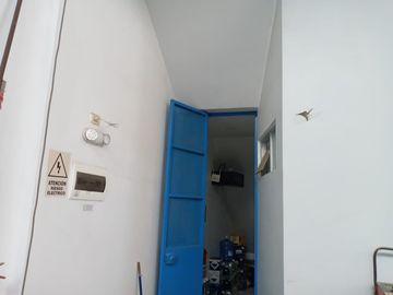 Local comercial con titulo en Puente Piedra