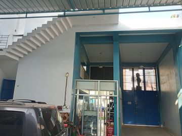 Local comercial con titulo en Puente Piedra