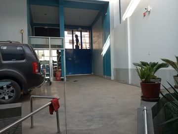 Local comercial con titulo en Puente Piedra