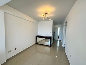 Se Vende Departamento en la Calera De La Merced, Surquillo