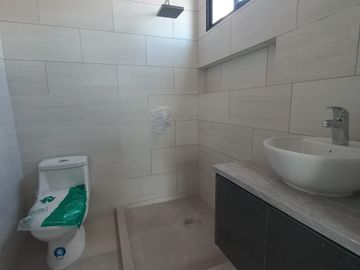 Casa de Estreno en Venta en Ciudad Celeste