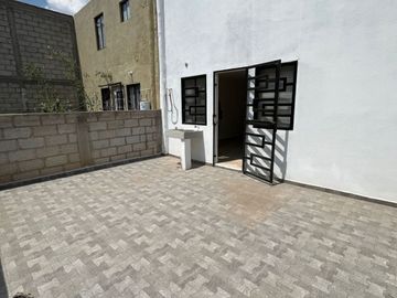 PRECIOSA CASA NUEVA EN 