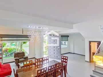 Casa en Venta en Urbanización Palermo en Machala