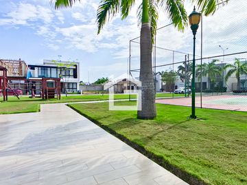 Casa en Venta en Urbanización Palermo en Machala