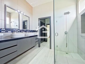 Casa en Venta en Urbanización Palermo en Machala