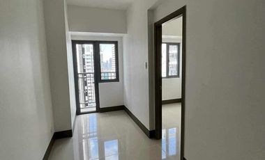 241,000 DP only move in agad Rent to Own Condominium in Mandaluyong City near SM Megamall,Shangrila,MRT Shaw