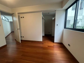 Departamento en venta, segundo piso, para estrenar en calle Chiclayo, Miraflores