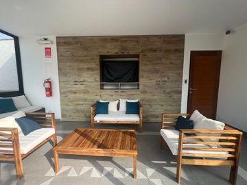 Departamento en venta, segundo piso, para estrenar en calle Chiclayo, Miraflores