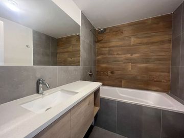 Departamento en venta, segundo piso, para estrenar en calle Chiclayo, Miraflores