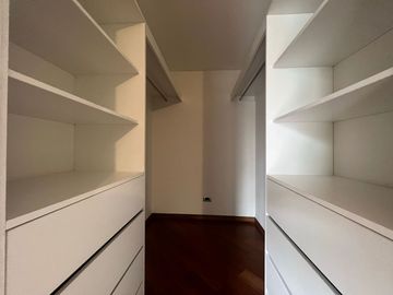 Departamento en venta, segundo piso, para estrenar en calle Chiclayo, Miraflores
