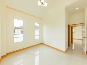 New 3 Bedroom House in Saraphi for Sale