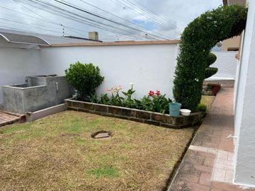 Hermosa Casa Ubicada en El Sector San Rafael en Urbanizacion Cerrada