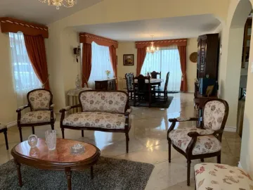 Hermosa Casa Ubicada en El Sector San Rafael en Urbanizacion Cerrada