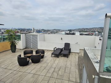 Venta de departamento con Vista Panorámica desde un cerro de 80 metros junto al Colegio San José frente a la urbanización Álamos Norte en Guayaquilegi