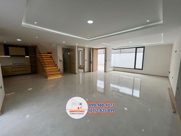 Modernas casas de venta, Sector Ricaurte C1258
