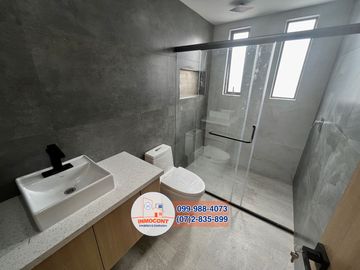Modernas casas de venta, Sector Ricaurte C1258