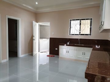 300 sqm 3 bedroom Bungalow House for SALE in Metrogate Subdivision Angeles City near Marquee mall, Landers, and NLEX