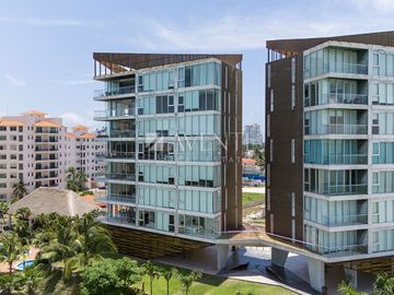 Departamento amueblado en venta, Torres Doradas, Cancún Quintana Roo.