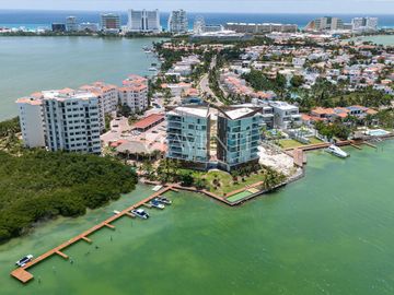 Departamento amueblado en venta, Torres Doradas, Cancún Quintana Roo.