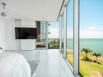 Departamento amueblado en venta, Torres Doradas, Cancún Quintana Roo.