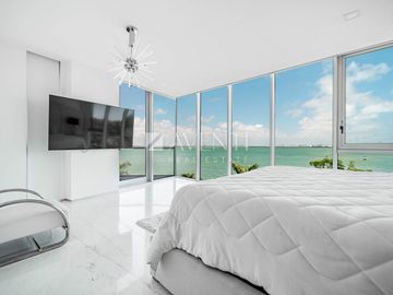 Departamento amueblado en venta, Torres Doradas, Cancún Quintana Roo.