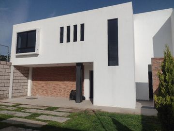 CASA EN VENTA, LA FLORIDA, SAN LUIS POTOSI, NUEVA, JARDIN, SEGURIDAD