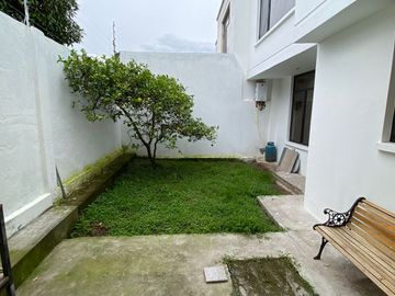 Ibarra - Hermosa casa en venta en Los Ceibos