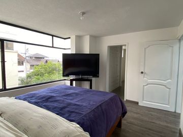 Ibarra - Hermosa casa en venta en Los Ceibos