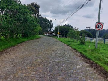 OPORTUNIDAD SE VENDE ESTUPENDA HACIENDA GANADERA EN SANGOLQUI
