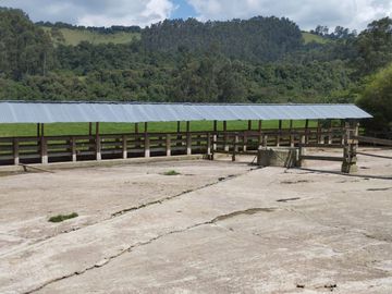 OPORTUNIDAD SE VENDE ESTUPENDA HACIENDA GANADERA EN SANGOLQUI