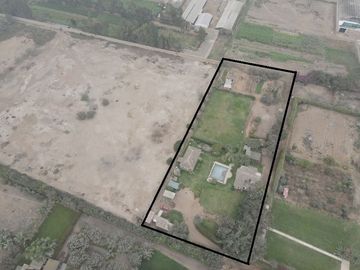 SE VENDE EXCELENTE TERRENO CAMPESTRE MUY BIEN UBICADO, CERCA DE LA AV. MANUEL VALLE EN PACHACAMAC