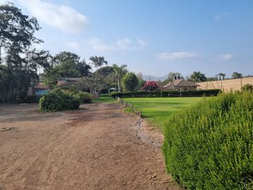 SE VENDE EXCELENTE TERRENO CAMPESTRE MUY BIEN UBICADO, CERCA DE LA AV. MANUEL VALLE EN PACHACAMAC
