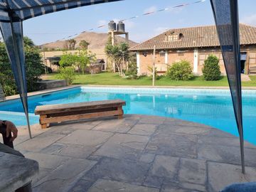 SE VENDE EXCELENTE TERRENO CAMPESTRE MUY BIEN UBICADO, CERCA DE LA AV. MANUEL VALLE EN PACHACAMAC