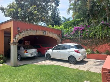 HERMOSA CASA EN VENTA EN ¡UN NIVEL! EN DELICIAS, CUERNAVACA, MOR.