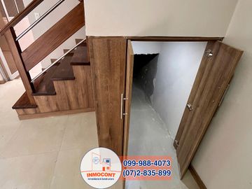 Casa independiente en venta, Precio de Oportunidad Sector Ricaurte C1277