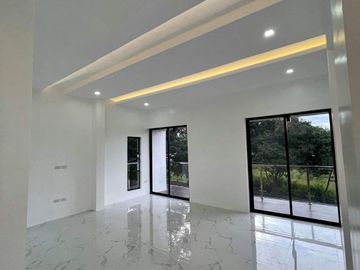 for SALE: newly built house Xavier Estates