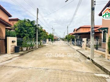 โครงการเดอะพาลาซเซตโต้ ถนนพหลโยธิน กม.64