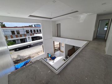4BR Brand New House & Lot for Sale in BF Homes Parañaque