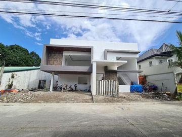 4BR Brand New House & Lot for Sale in BF Homes Parañaque