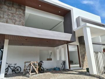 4BR Brand New House & Lot for Sale in BF Homes Parañaque