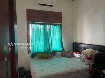 Dijual rumah siap huni di dalam komplek pesona khayangan depok