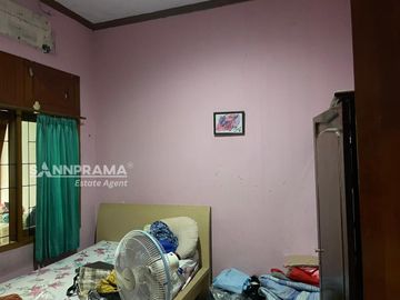 Dijual rumah siap huni di dalam komplek pesona khayangan depok